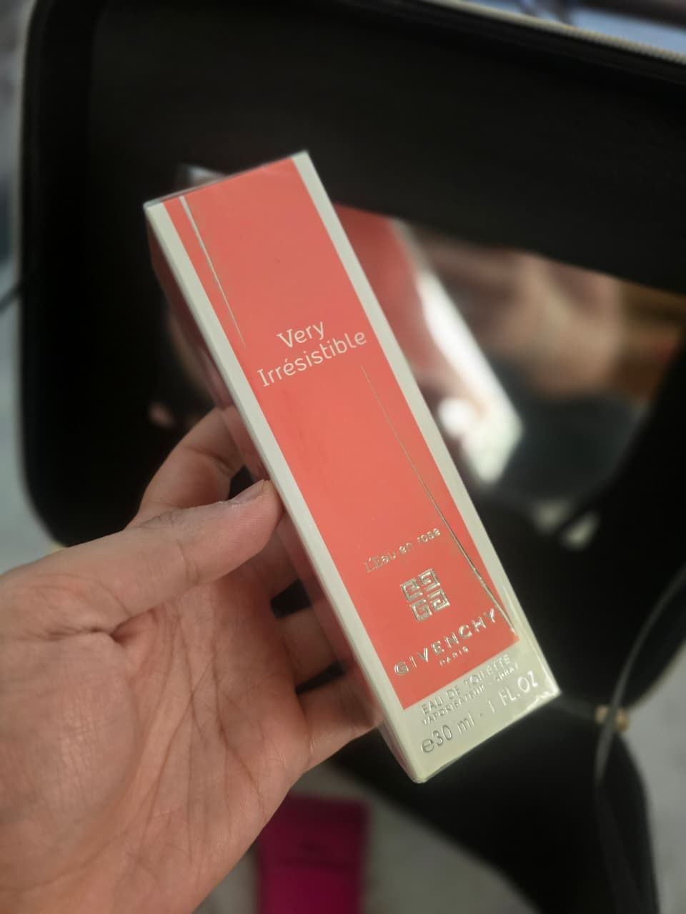 Givenchy Very Irresistible Gift set - Luxury Package