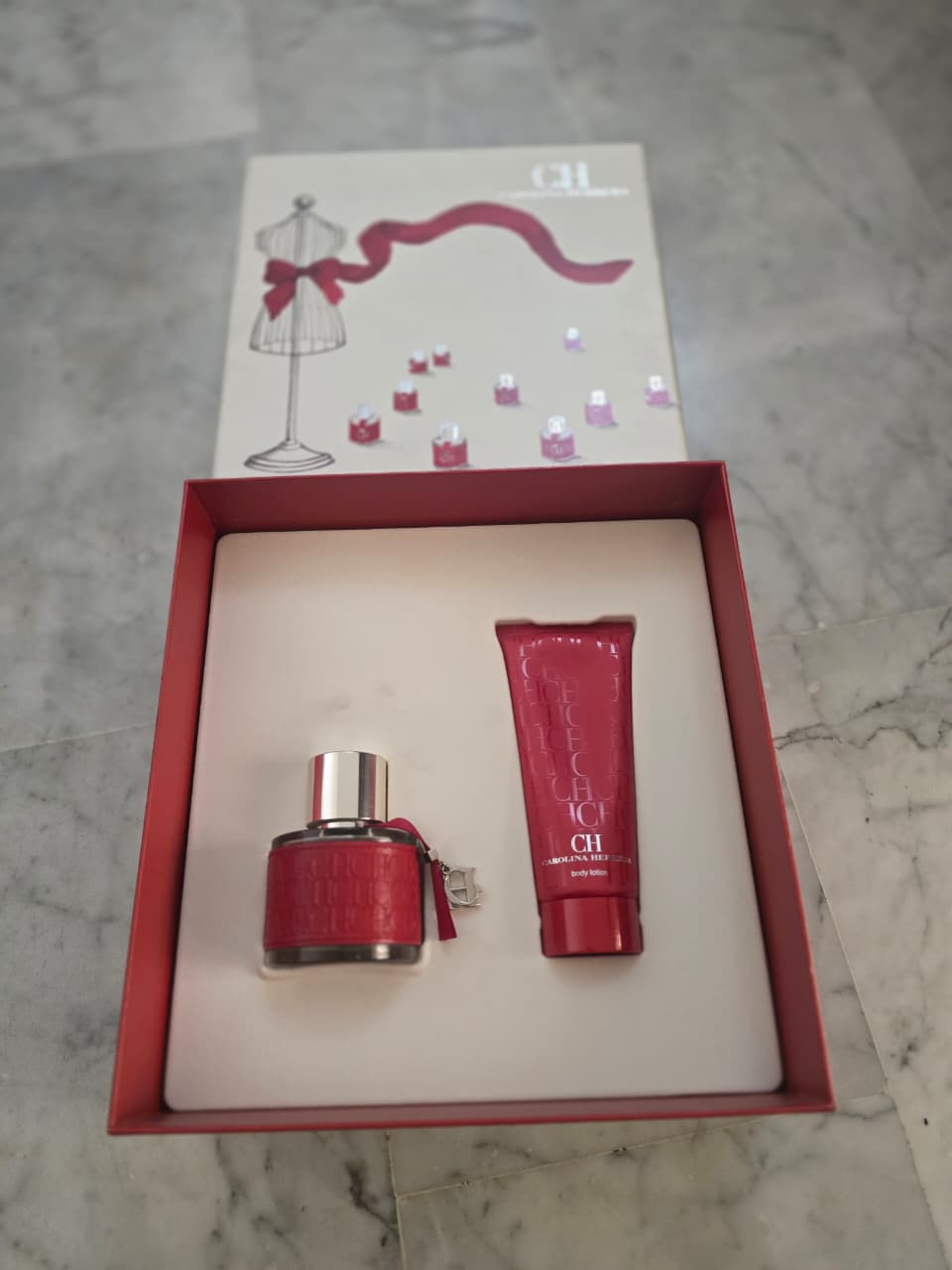 Carolina Herrera For Her EDT - Gift Set