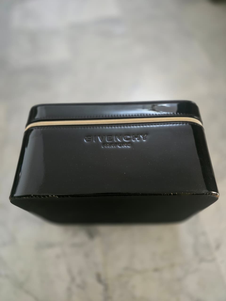 Givenchy Very Irresistible Gift set - Luxury Package